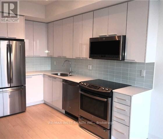 2702 - 10 PARKLAWN ROAD, Toronto, Ontario