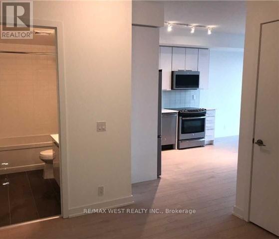 2702 - 10 Parklawn Road, Toronto, Ontario  M8V 0H9 - Photo 3 - W12441118