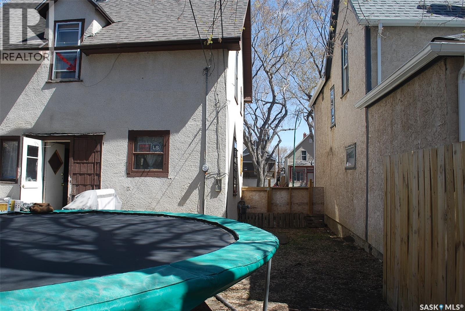 1346 Rae Street, Regina, Saskatchewan  S4T 2C3 - Photo 11 - SK019955