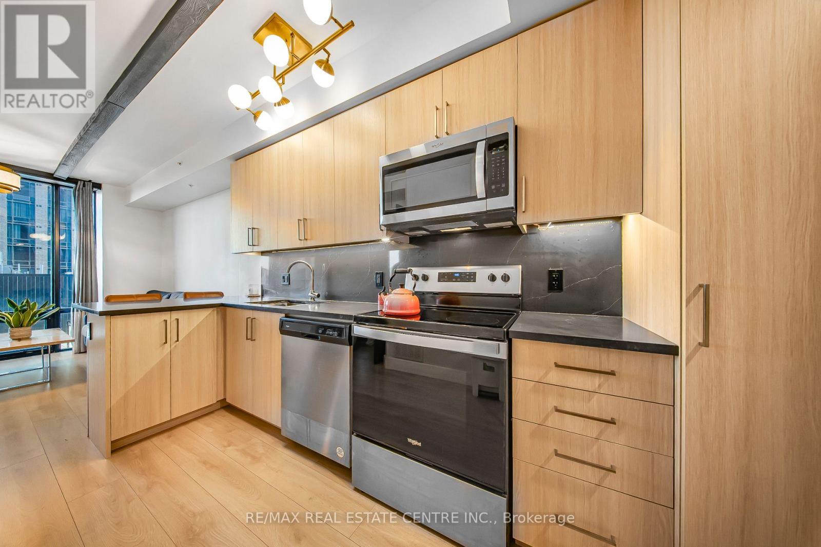 909 - 145 Columbia Street W, Waterloo, Ontario  N2L 0K7 - Photo 13 - X12441092