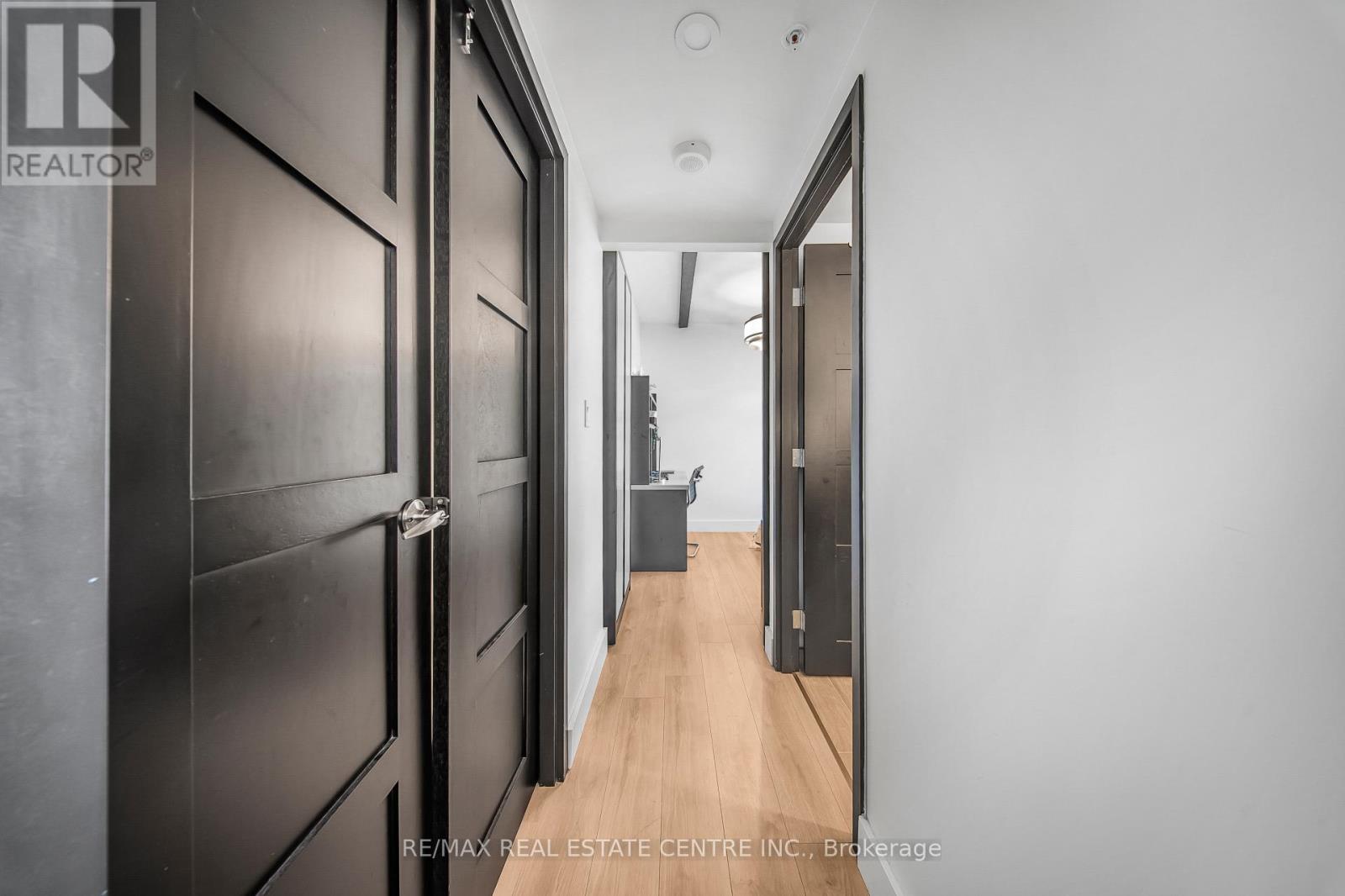 909 - 145 Columbia Street W, Waterloo, Ontario  N2L 0K7 - Photo 21 - X12441092