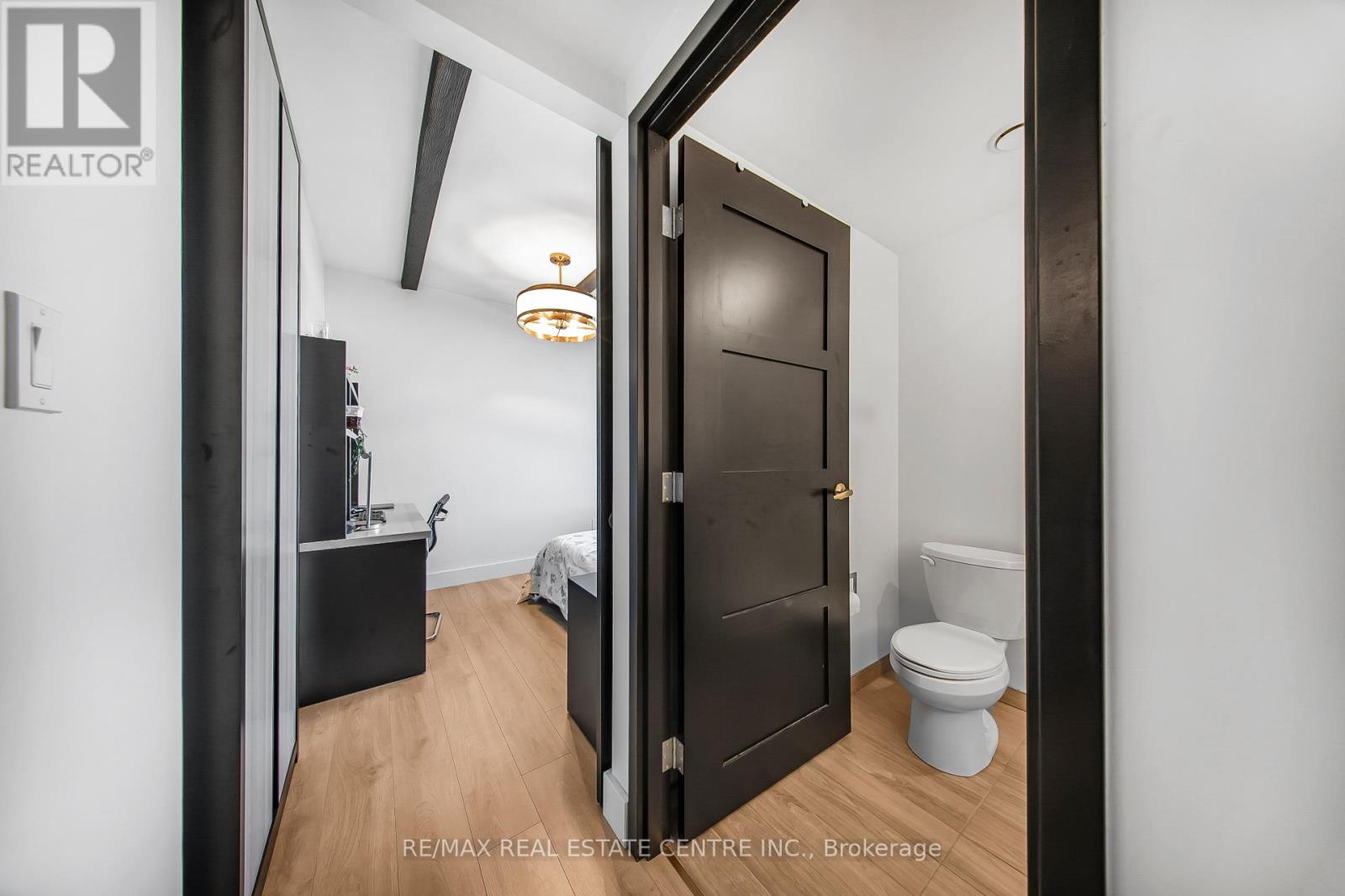 909 - 145 Columbia Street W, Waterloo, Ontario  N2L 0K7 - Photo 22 - X12441092