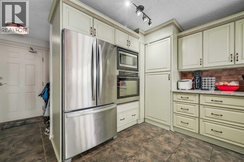 292, 20 Coachway Road Sw, Calgary, Alberta  T3H 1E6 - Photo 9 - A2254334