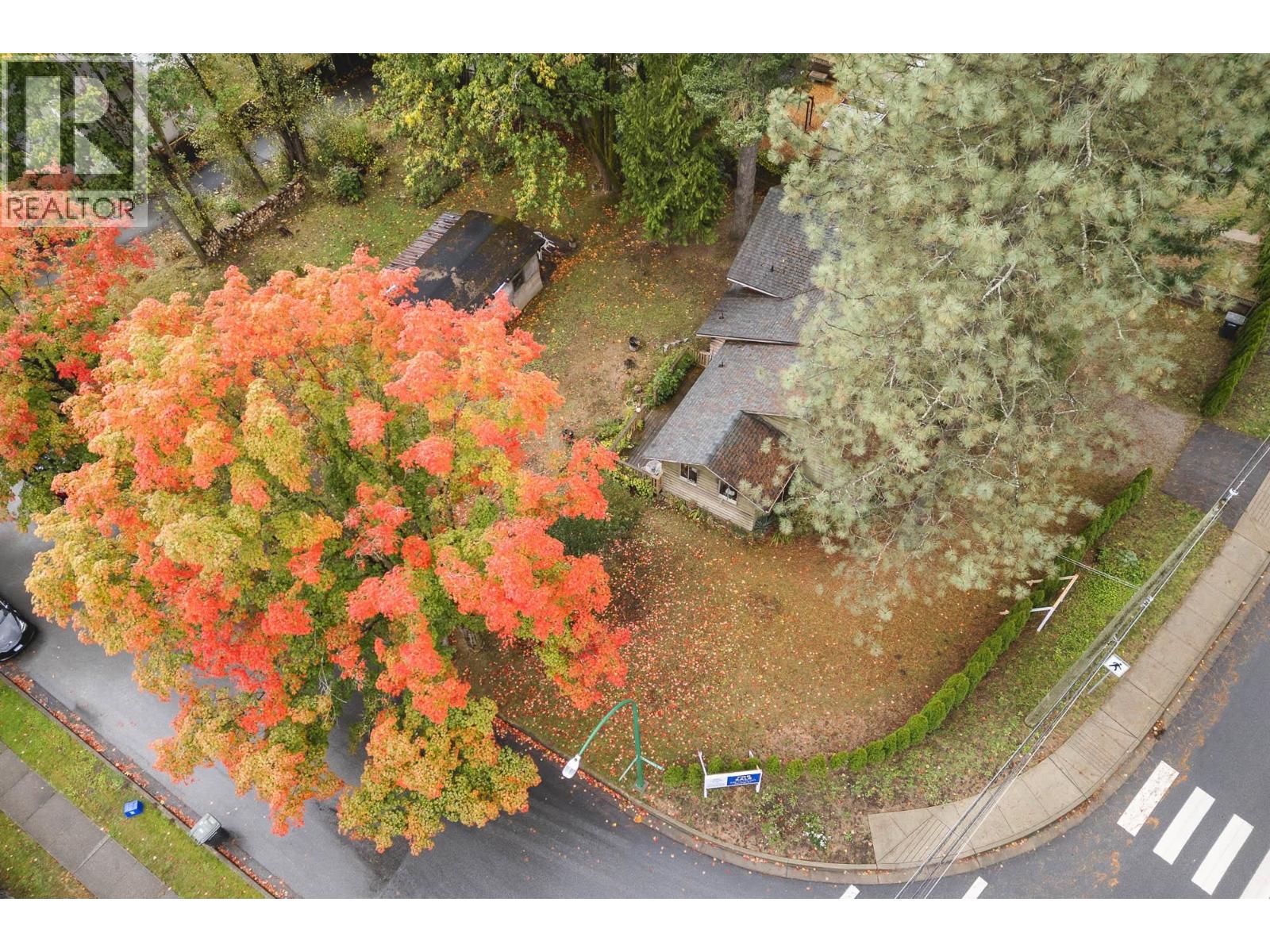 7492 Broadway, Burnaby, British Columbia  V5A 1S4 - Photo 37 - R3054159