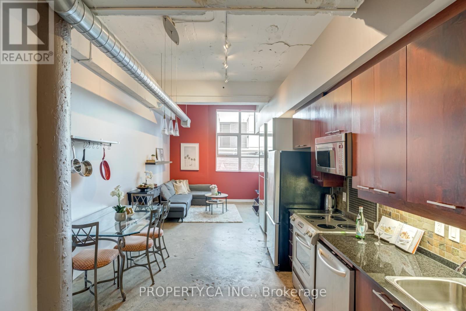 1031 - 155 DALHOUSIE STREET, Toronto, Ontario