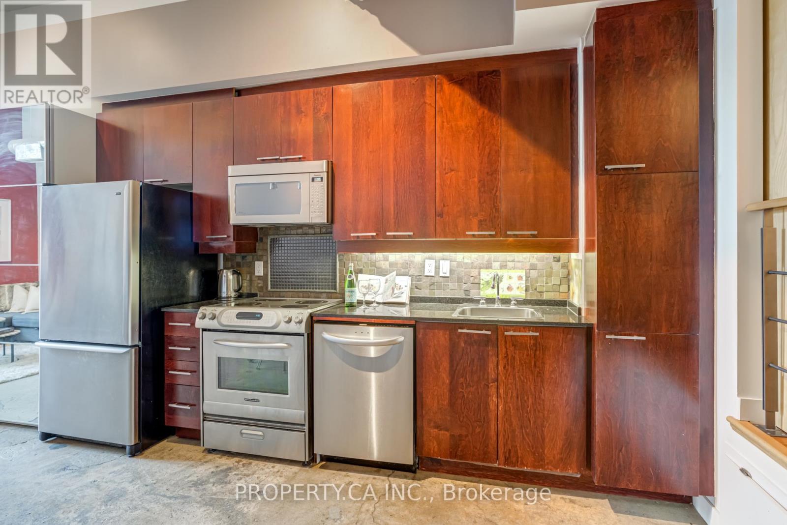 1031 - 155 Dalhousie Street, Toronto, Ontario  M5B 2P7 - Photo 5 - C12441194