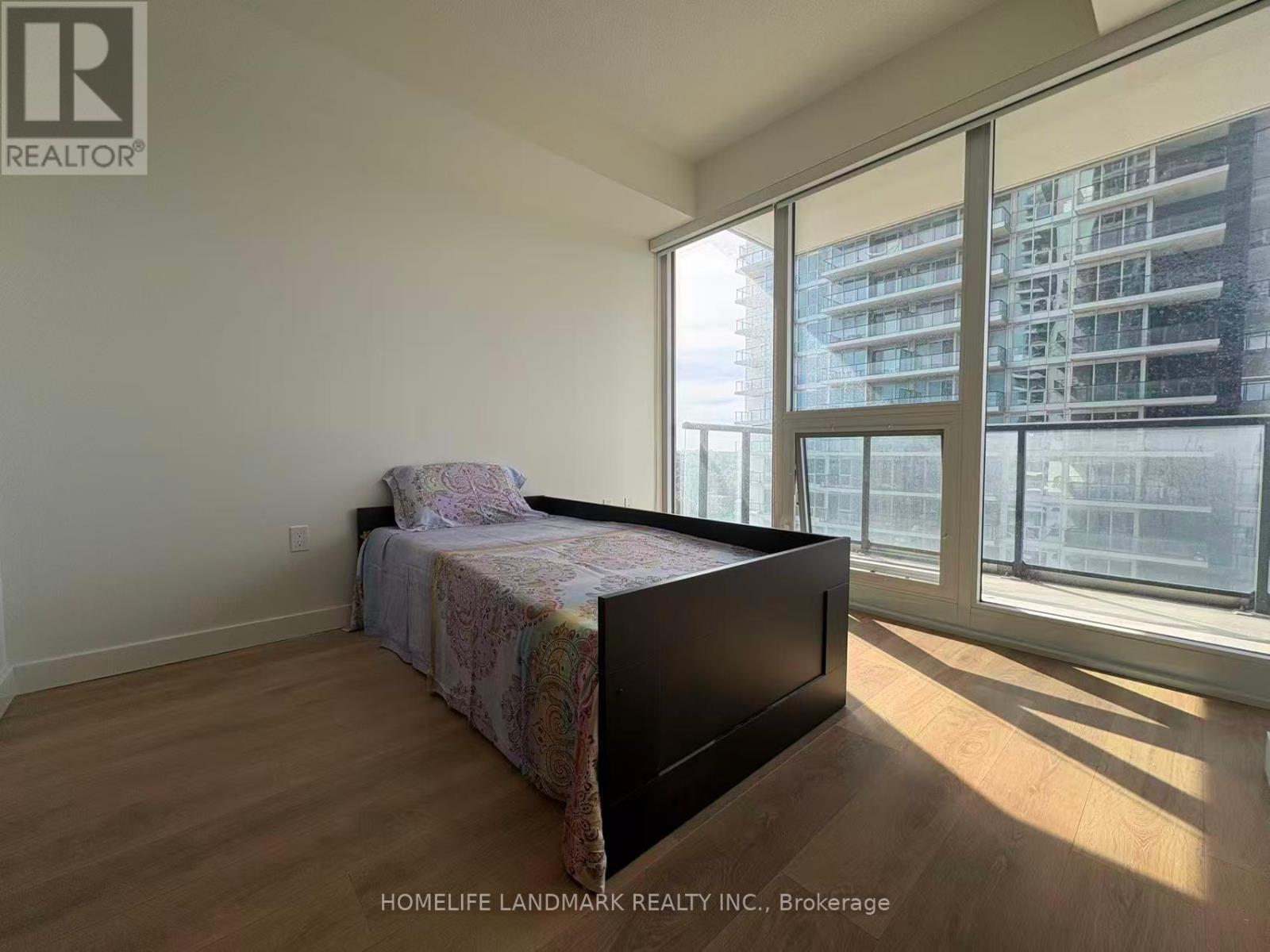 1807 - 95 Mcmahon Drive, Toronto, Ontario  M2K 0H2 - Photo 10 - C12441234