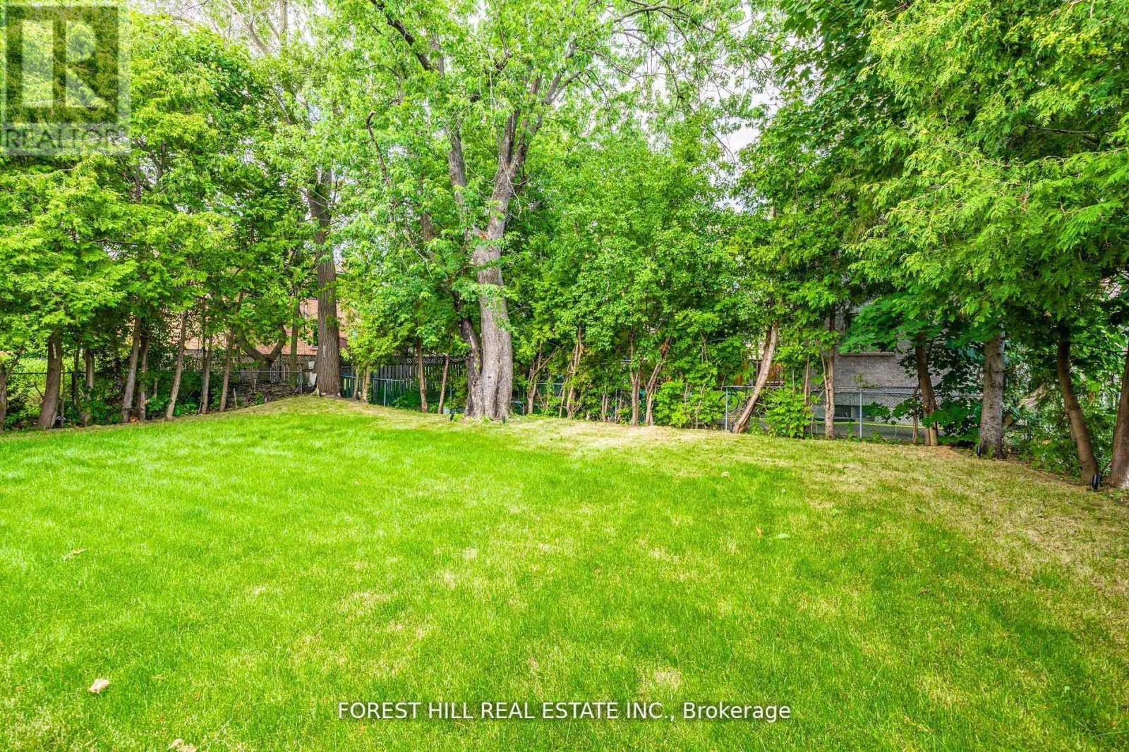 105 Castle Hill Drive, Toronto, Ontario  M1T 2Y8 - Photo 49 - E12441218