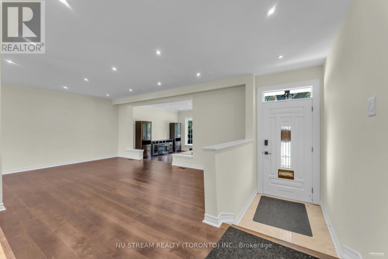 (Main)23 Wythenshawe Wood, Toronto, Ontario  M1E 1H1 - Photo 2 - E12441226