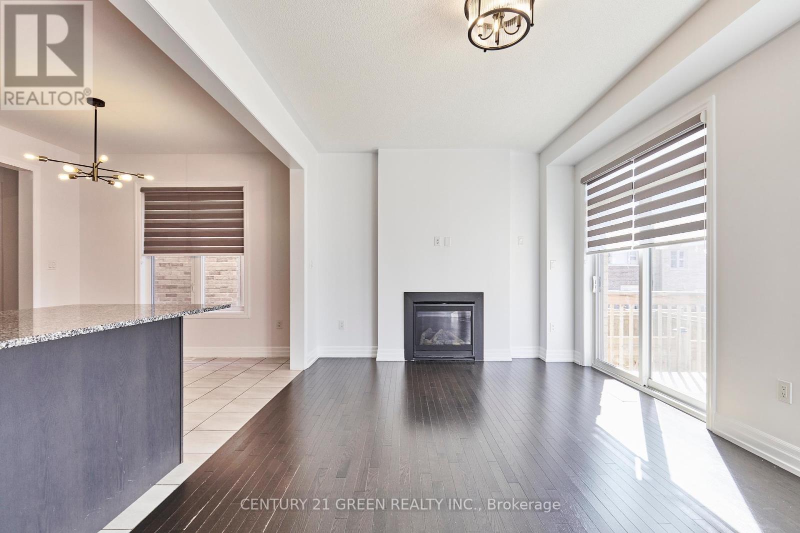 4 Gillivary Drive, Whitby (Williamsburg), Ontario  L1P 0C9 - Photo 12 - E12441273