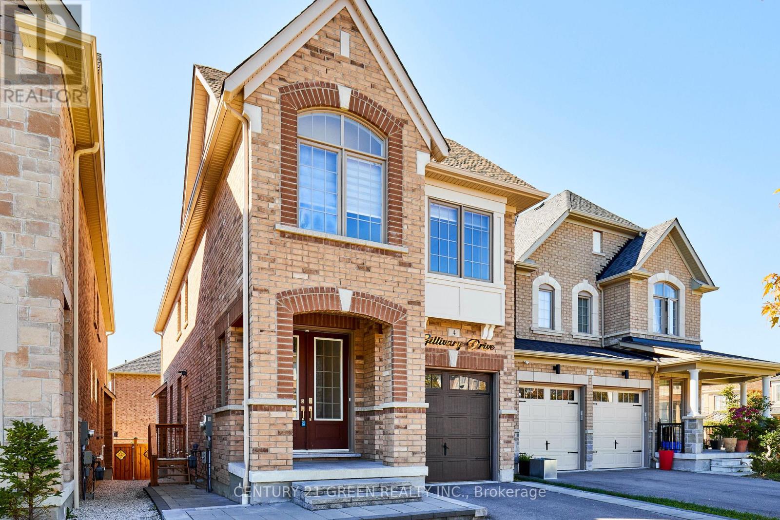 4 Gillivary Drive, Whitby (Williamsburg), Ontario  L1P 0C9 - Photo 2 - E12441273