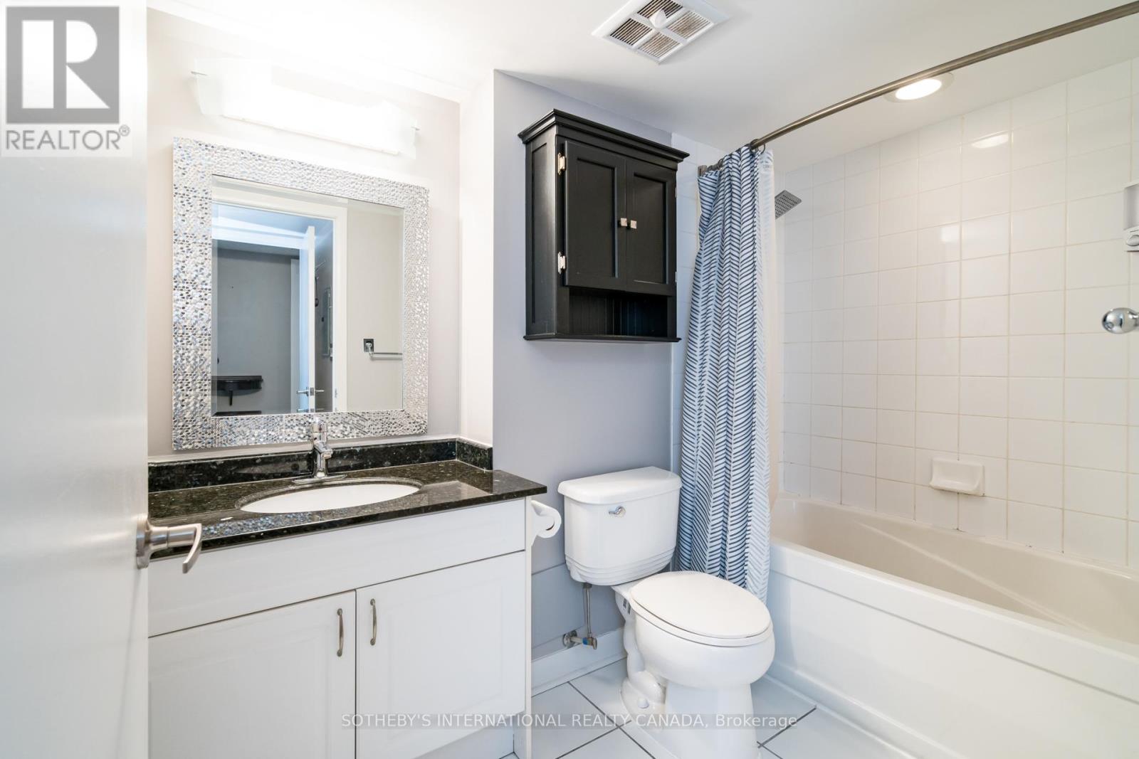 235 - 600 Fleet Street, Toronto, Ontario  M5V 1B7 - Photo 26 - C12441054