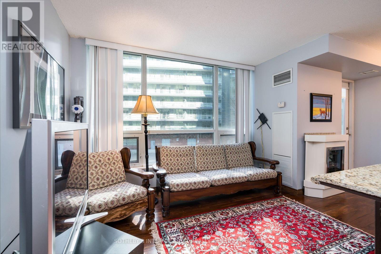 235 - 600 Fleet Street, Toronto, Ontario  M5V 1B7 - Photo 9 - C12441054