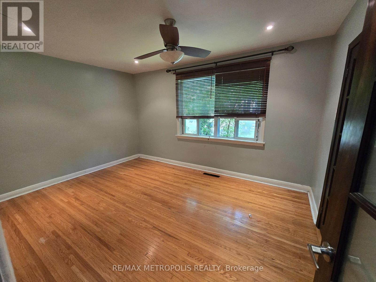80 Glen Watford Drive, Toronto, Ontario  M1S 2C7 - Photo 9 - E12441235