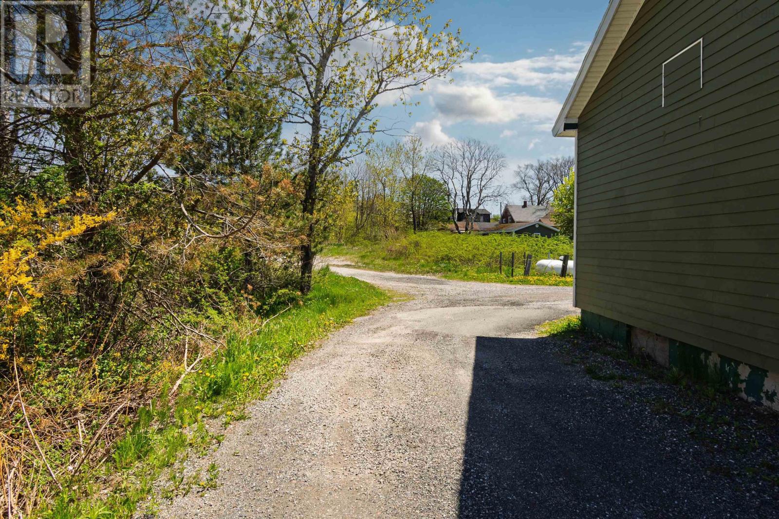 1370 Victoria Road, Whitney Pier, Nova Scotia  B1N 1M2 - Photo 24 - 202514046