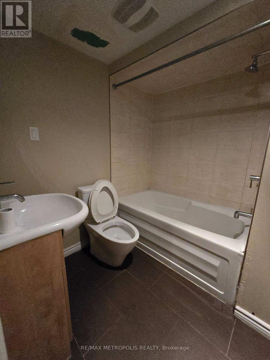 80 Glen Watford Drive, Toronto, Ontario  M1S 2C7 - Photo 22 - E12441235