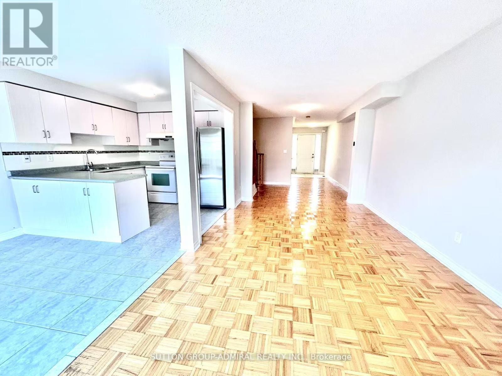 57 Matteo David Drive, Richmond Hill, Ontario  L4S 2T1 - Photo 8 - N12441161
