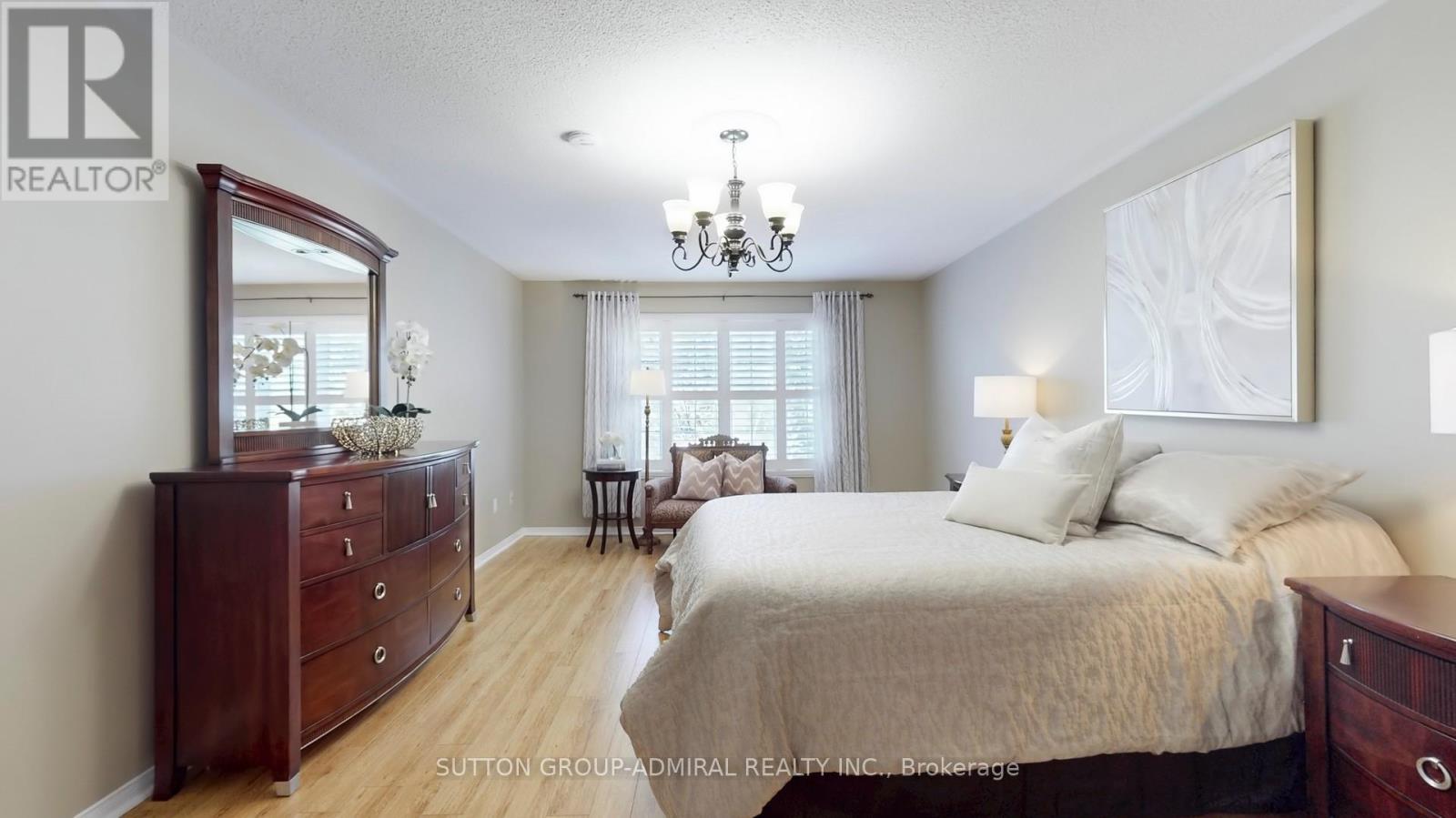 222 Hollywood Hill Circle, Vaughan, Ontario  L4H 2P7 - Photo 19 - N12441169