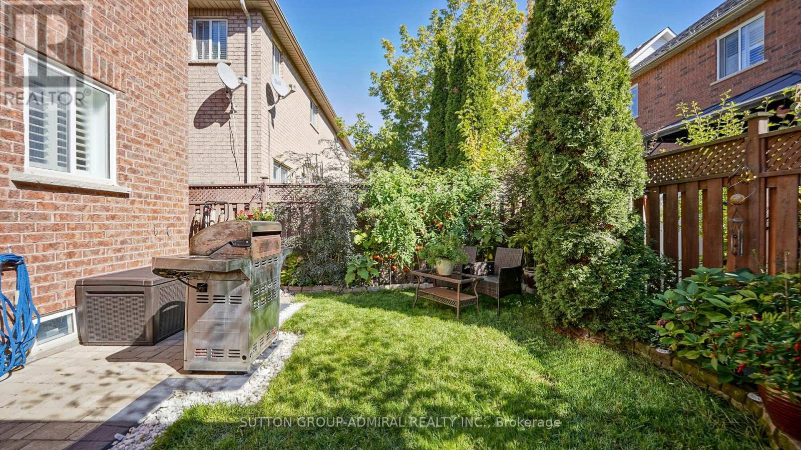 222 Hollywood Hill Circle, Vaughan, Ontario  L4H 2P7 - Photo 32 - N12441169
