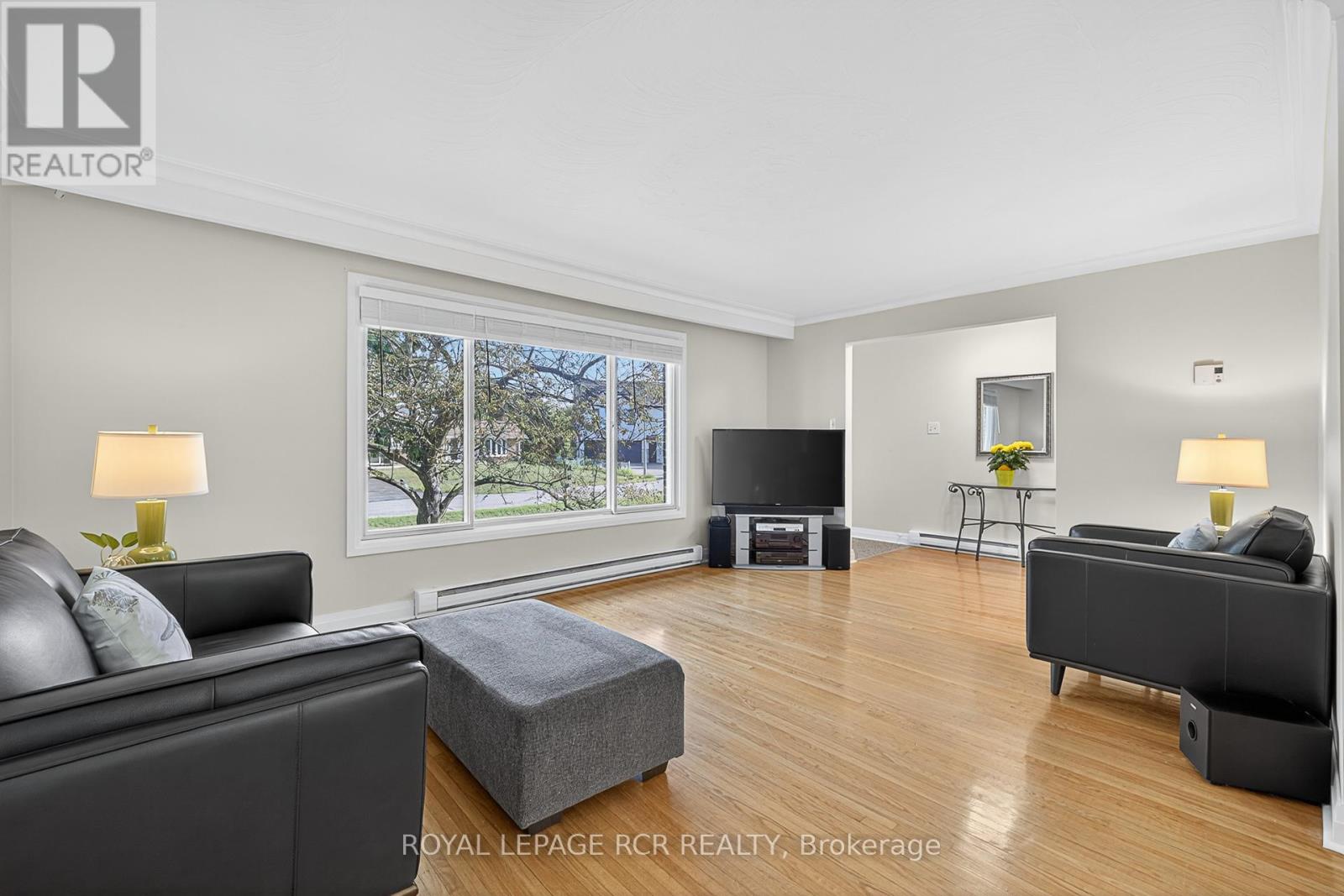 20 Jasmine Crescent, Whitchurch-Stouffville (Ballantrae), Ontario  L4A 3H4 - Photo 13 - N12441216
