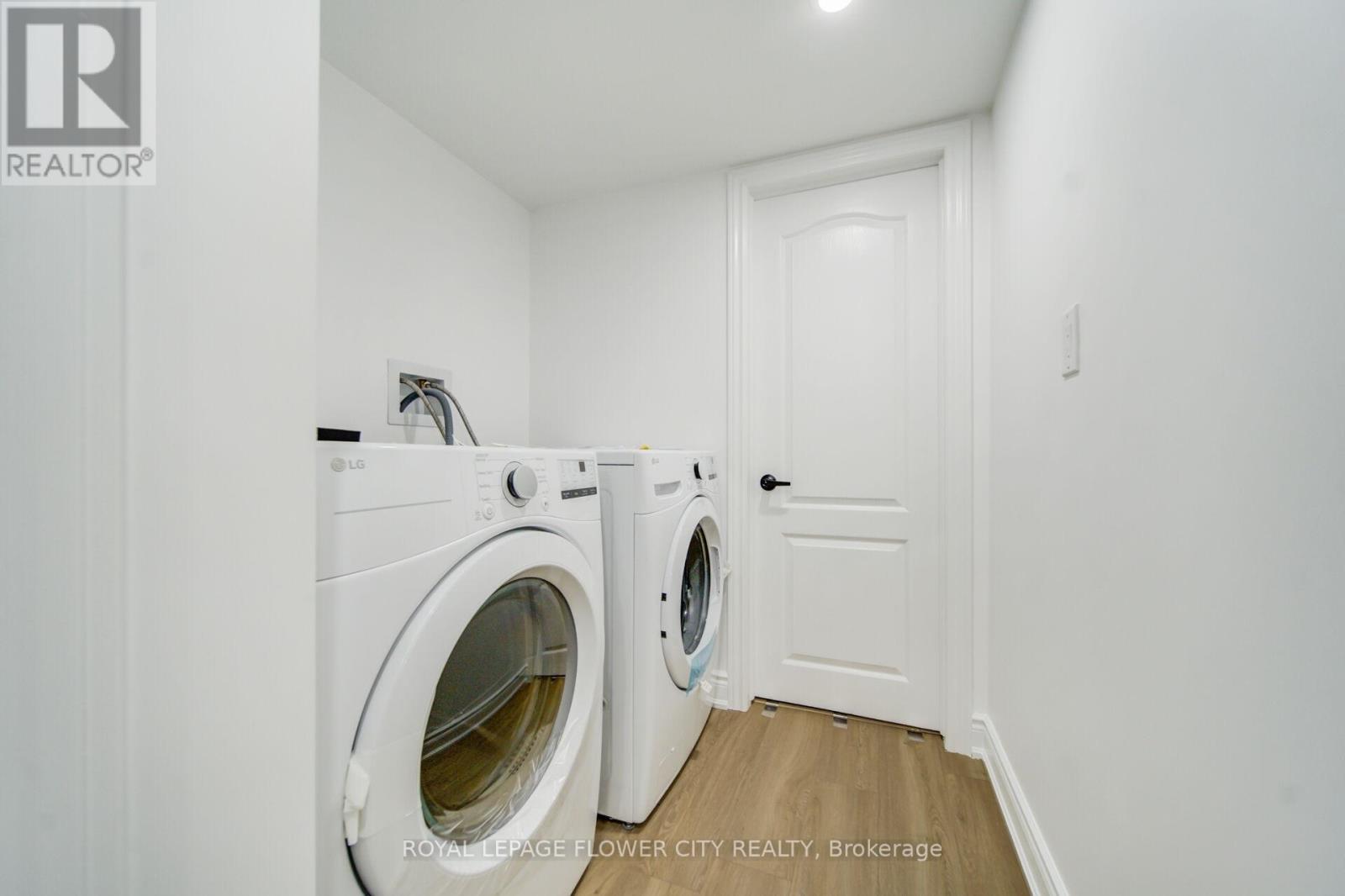 57 St Nicholas Crescent, Vaughan, Ontario  L4H 3E5 - Photo 35 - N12435674