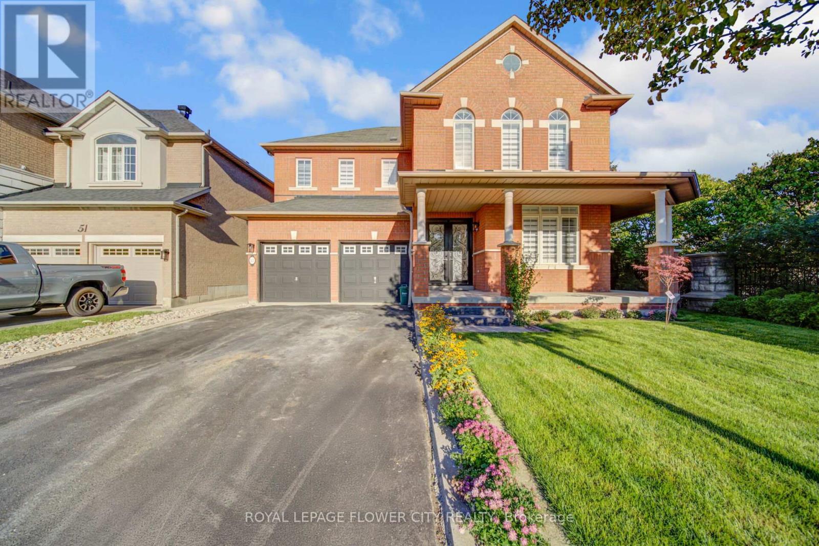 57 St Nicholas Crescent, Vaughan, Ontario  L4H 3E5 - Photo 6 - N12435674