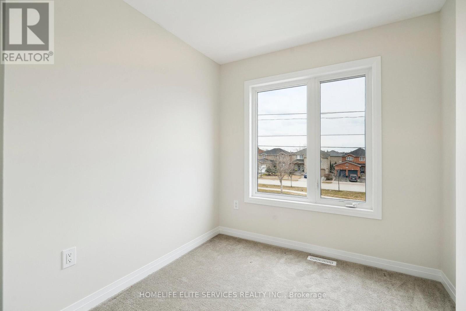 57 Fairlane Avenue, Barrie, Ontario  L9J 0N1 - Photo 27 - S12441182