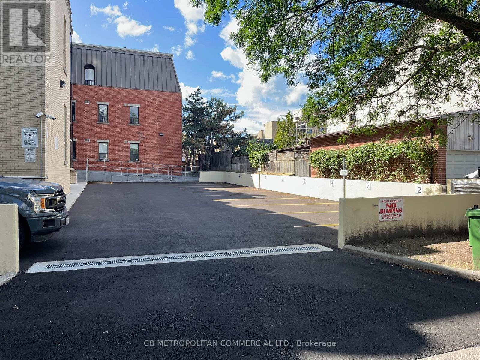 1 - 150 Beverley Street, Toronto, Ontario  M5T 1Y5 - Photo 8 - C12434370