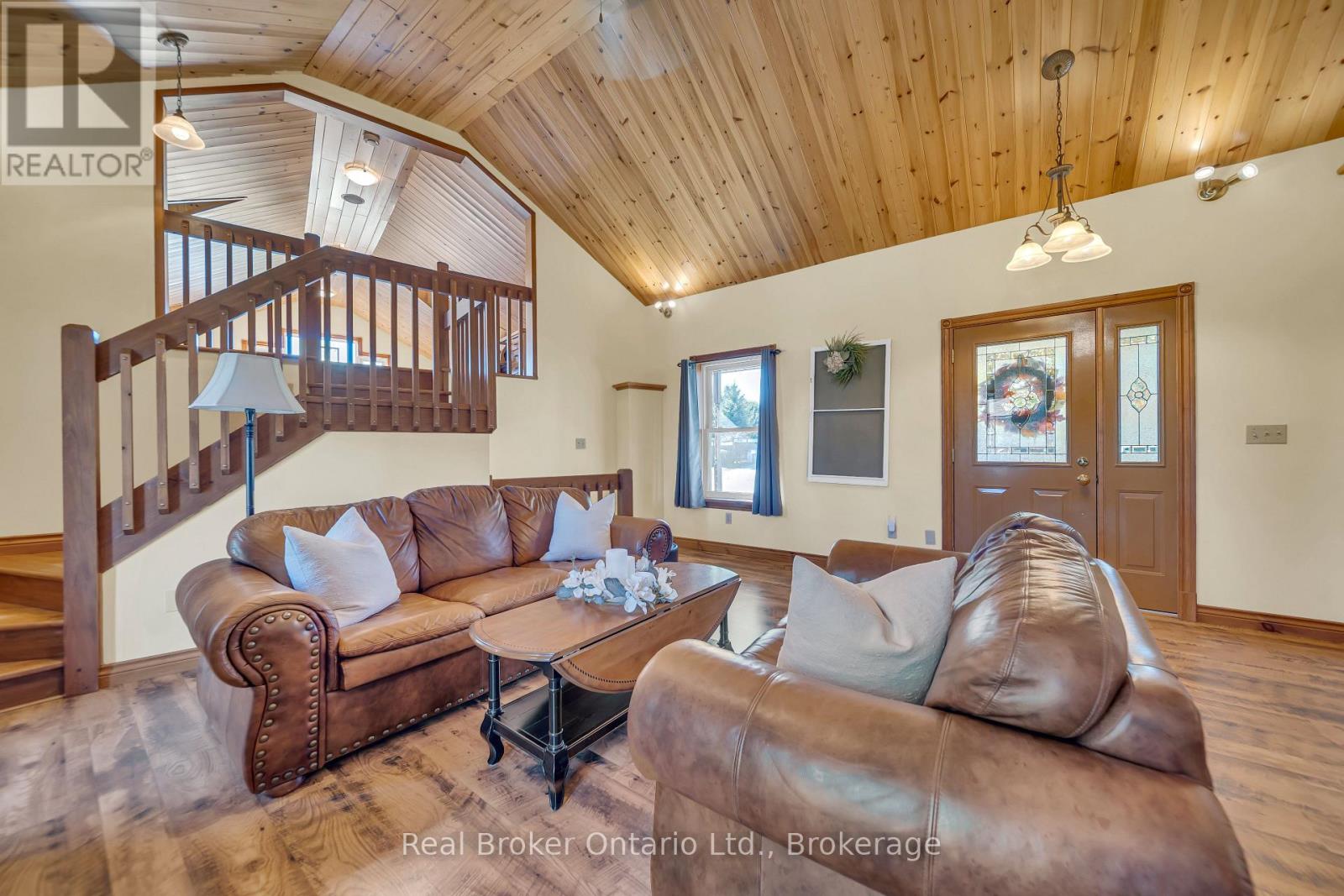 690 Wallace Avenue S, North Perth, Ontario  N4W 1Y4 - Photo 23 - X12441302