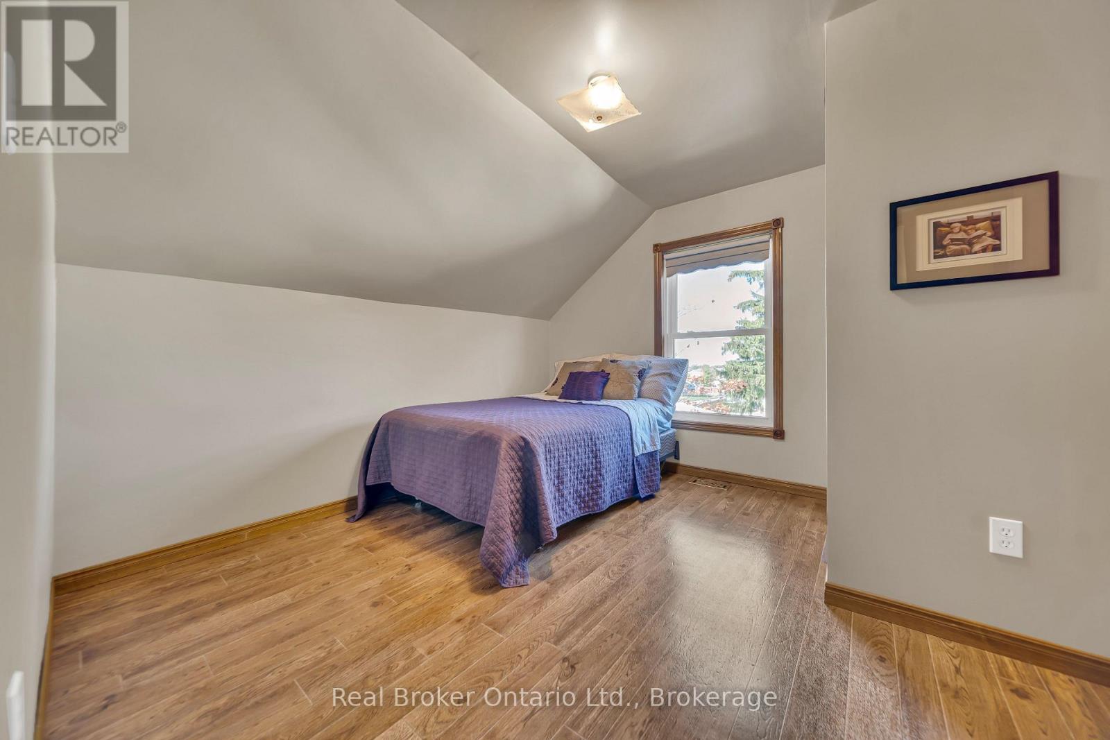 690 Wallace Avenue S, North Perth, Ontario  N4W 1Y4 - Photo 33 - X12441302