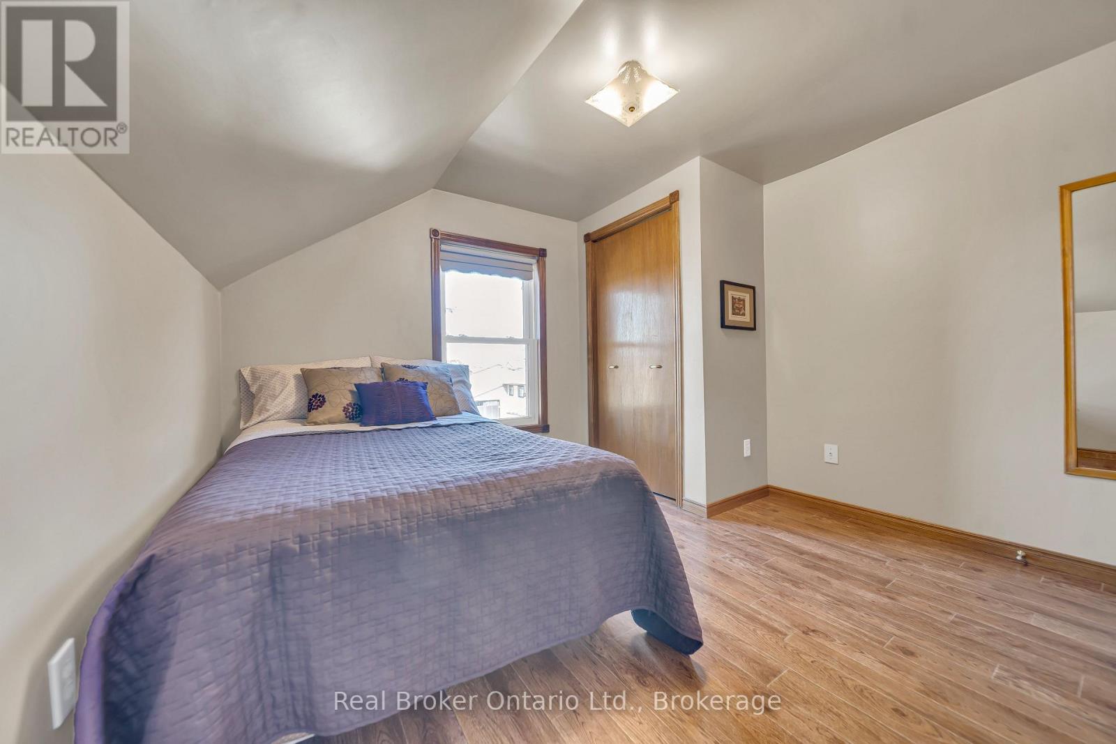 690 Wallace Avenue S, North Perth, Ontario  N4W 1Y4 - Photo 34 - X12441302