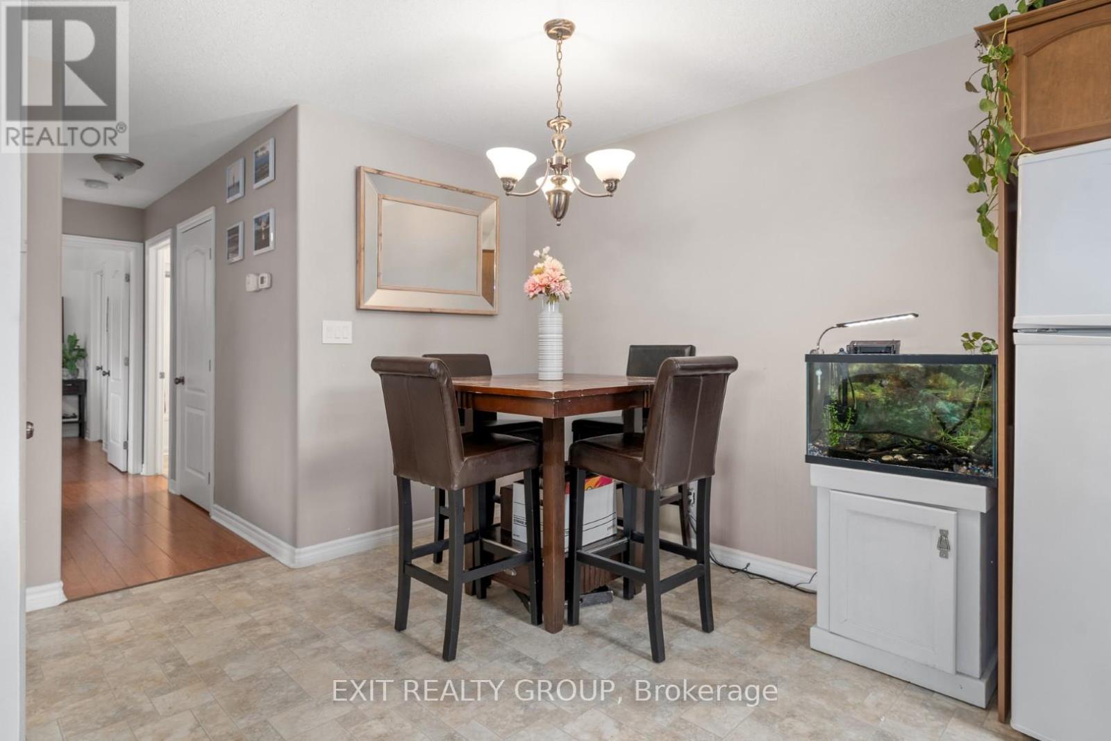 # 3b - 37 Lakebreeze Court, Prince Edward County, Ontario  K0K 3L0 - Photo 17 - X12441289