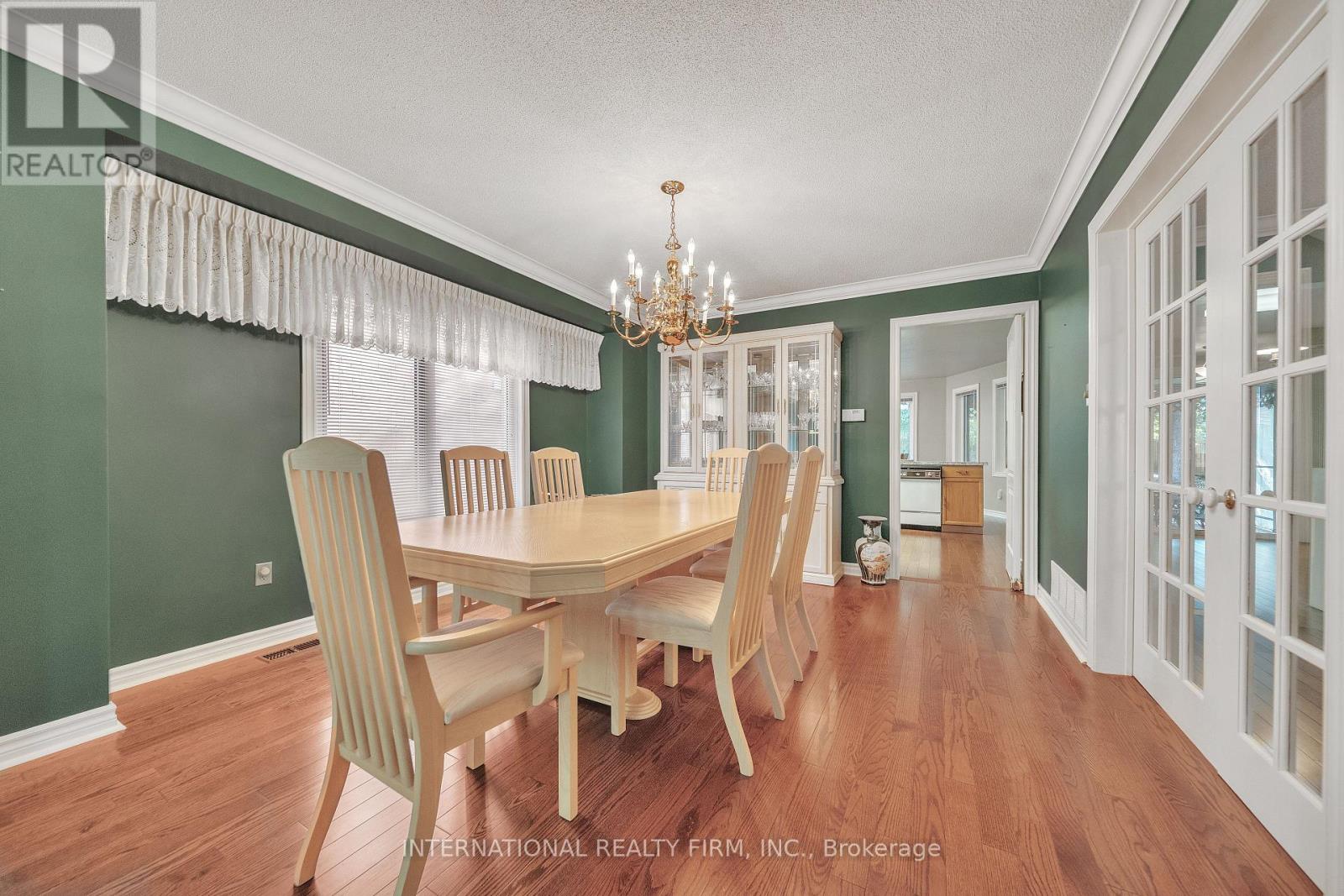 3674 St. Laurent Court, Mississauga, Ontario  L5L 4T1 - Photo 14 - W12438992