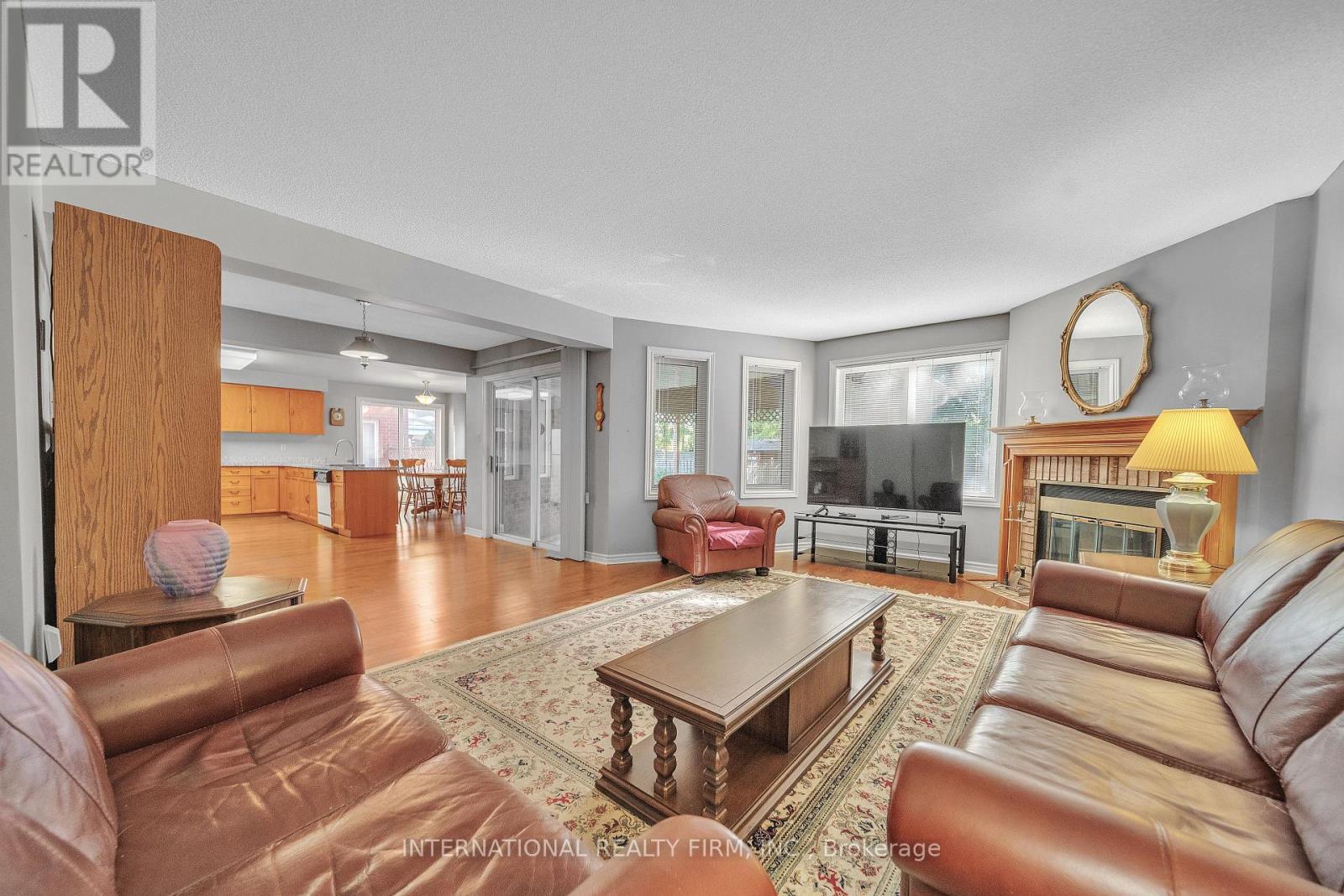3674 St. Laurent Court, Mississauga, Ontario  L5L 4T1 - Photo 17 - W12438992