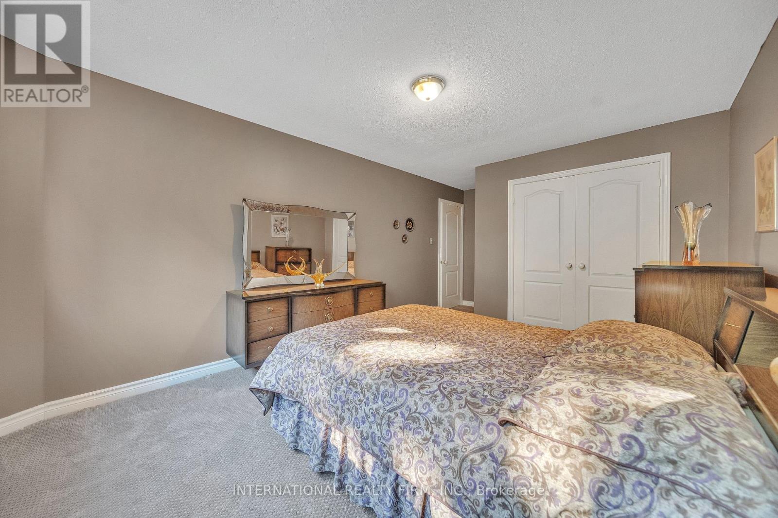 3674 St. Laurent Court, Mississauga, Ontario  L5L 4T1 - Photo 34 - W12438992