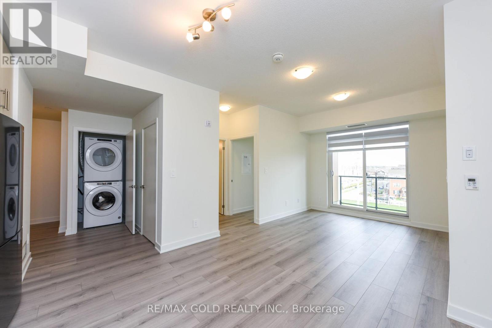 407 - 1440 Clarriage Court, Milton, Ontario  L9E 1B3 - Photo 11 - W12440770