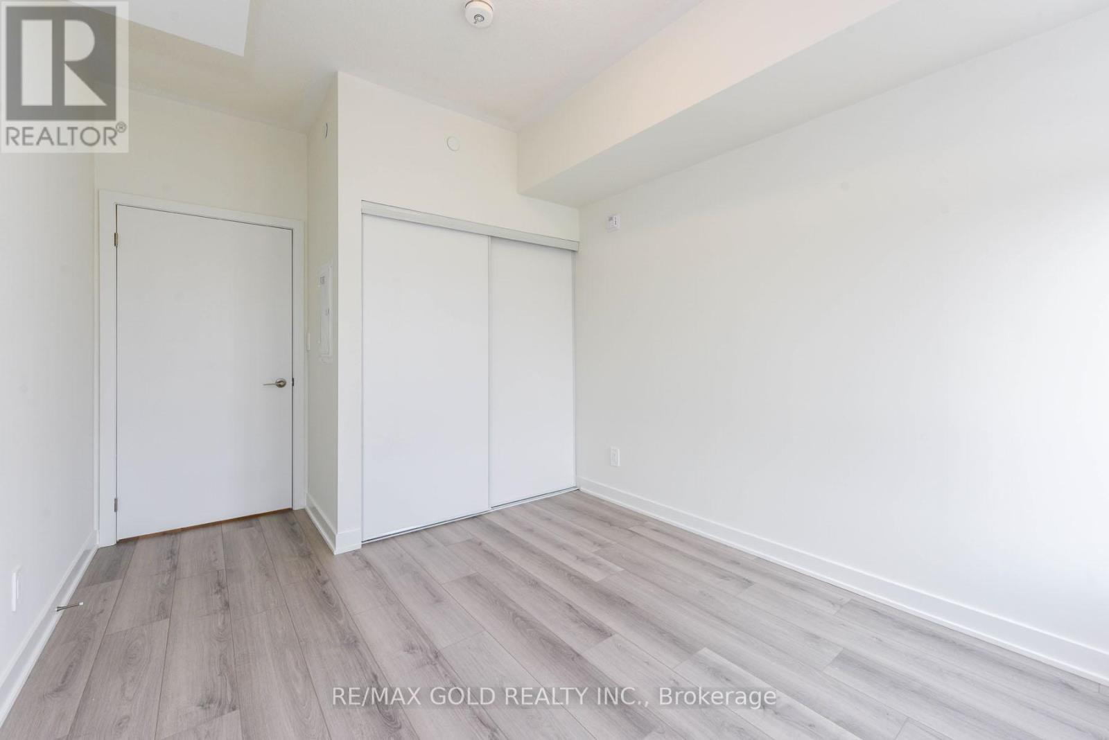 407 - 1440 Clarriage Court, Milton, Ontario  L9E 1B3 - Photo 22 - W12440770