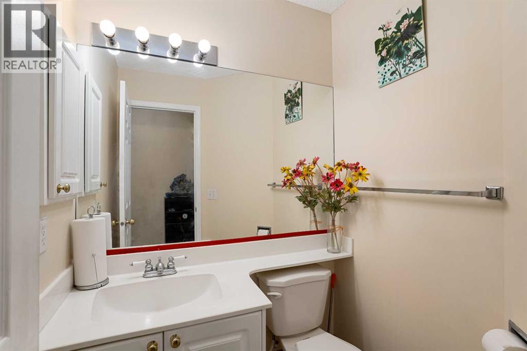 218 15 Avenue Nw, Calgary, Alberta  T2M 0G8 - Photo 12 - A2255962