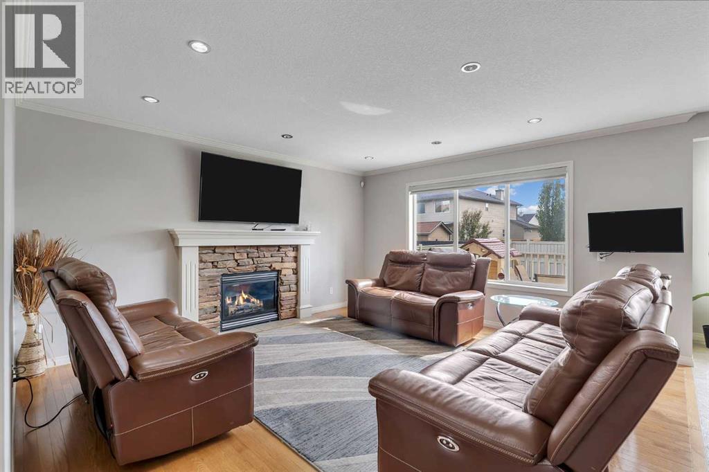 217 West Creek Drive, Chestermere, Alberta  T1X 1K7 - Photo 6 - A2259174