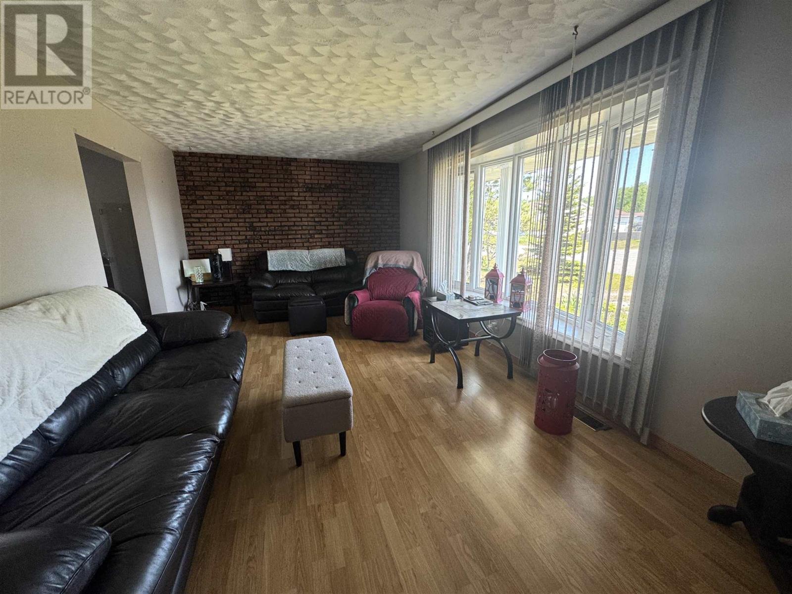 17 Lloyd Irwin Dr, Marathon, Ontario  P0T 2E0 - Photo 13 - TB251853