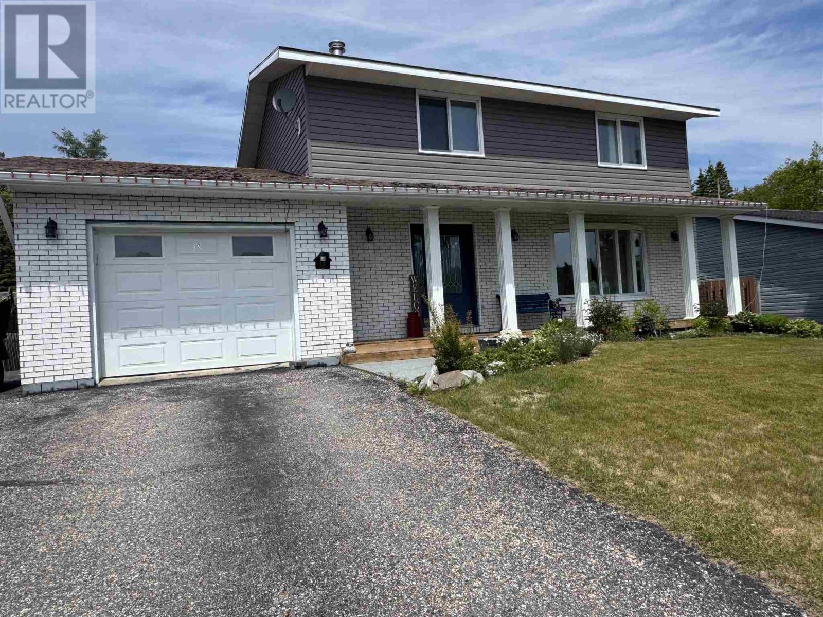 17 Lloyd Irwin Dr, Marathon, Ontario  P0T 2E0 - Photo 2 - TB251853