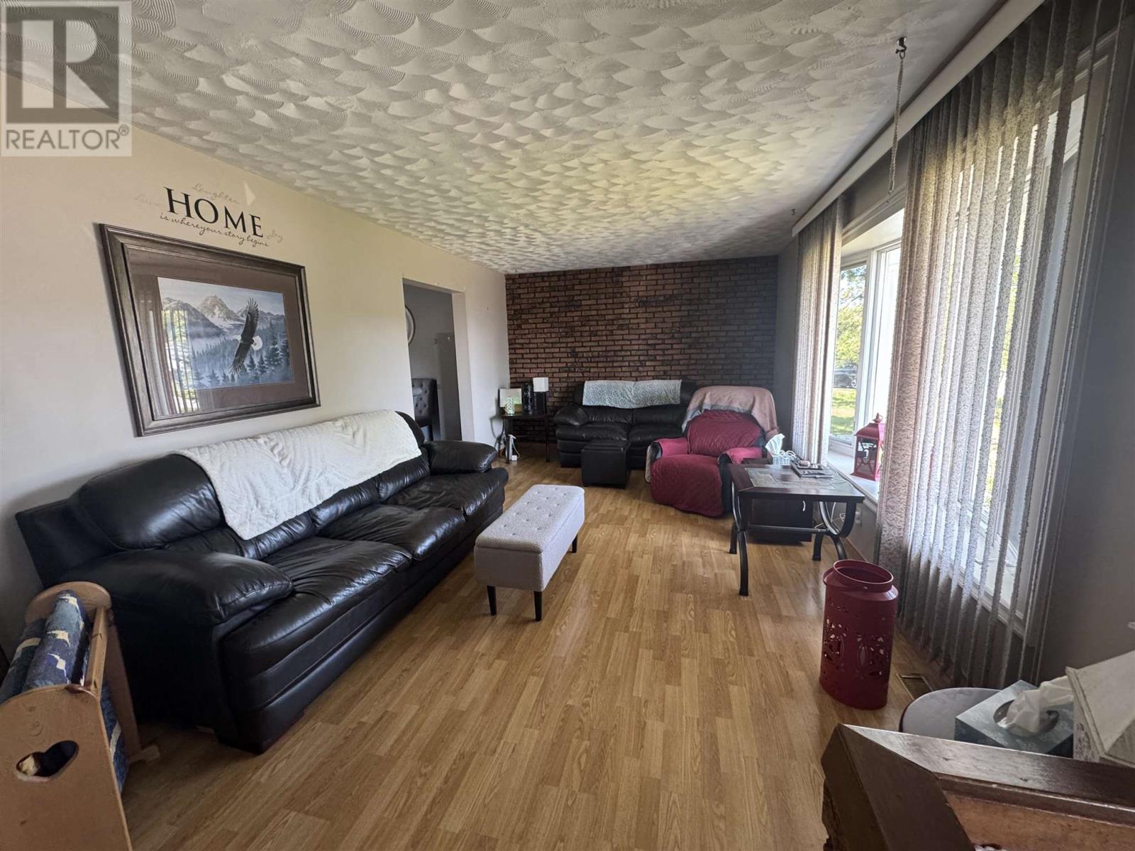 17 Lloyd Irwin Dr, Marathon, Ontario  P0T 2E0 - Photo 12 - TB251853
