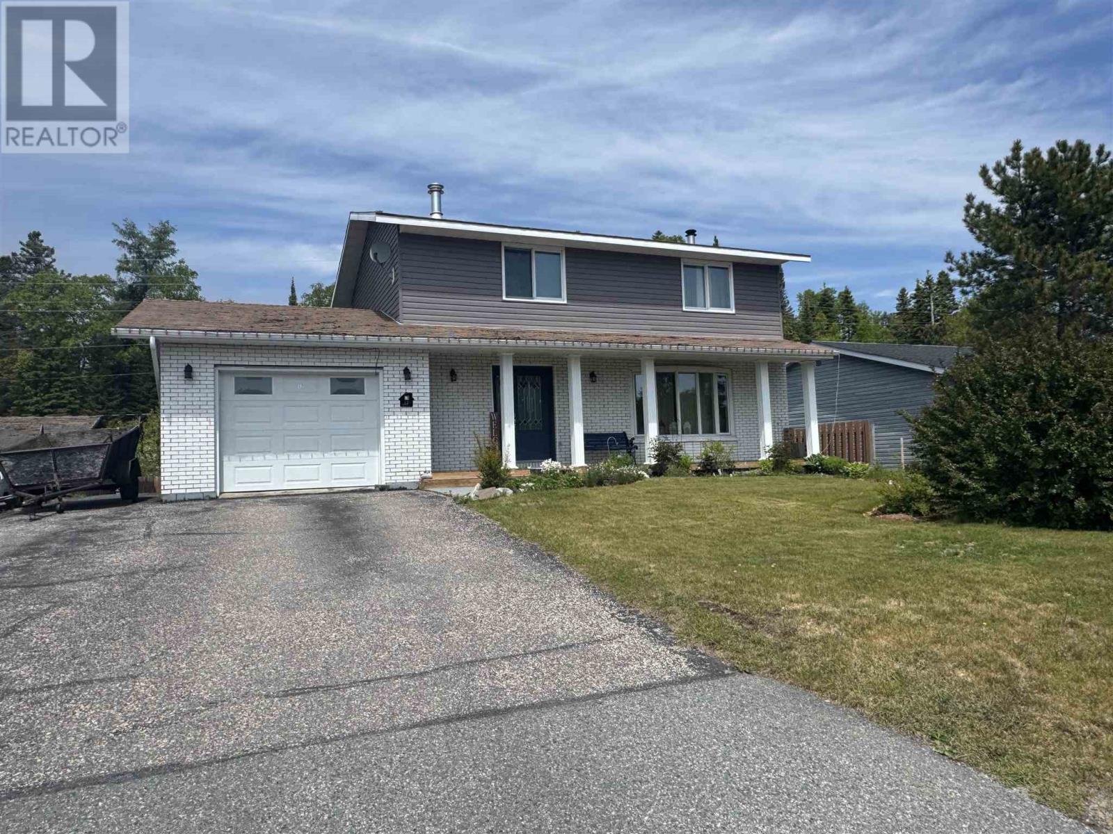 17 Lloyd Irwin Dr, Marathon, Ontario  P0T 2E0 - Photo 3 - TB251853