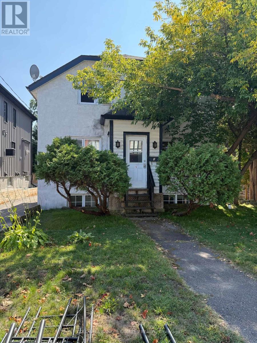 320 WESTHILL AVENUE, Ottawa, Ontario