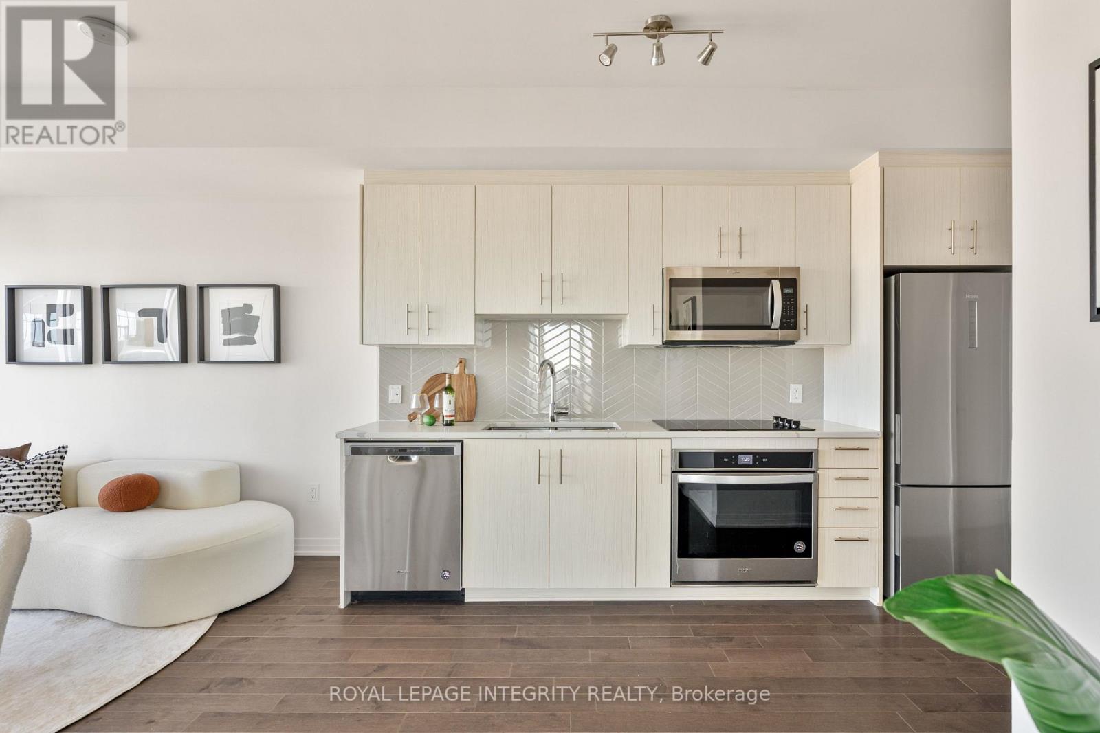 2902 - 805 Carling Avenue, Ottawa, Ontario  K1S 5W9 - Photo 10 - X12441305