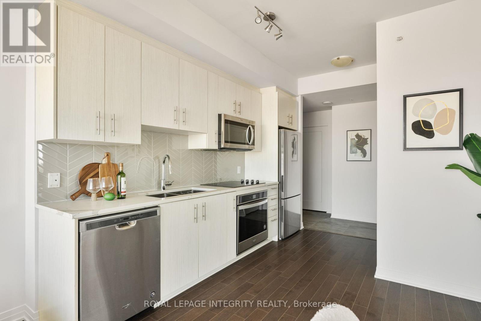 2902 - 805 Carling Avenue, Ottawa, Ontario  K1S 5W9 - Photo 11 - X12441305