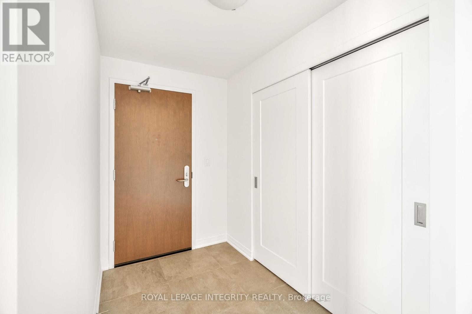 2902 - 805 Carling Avenue, Ottawa, Ontario  K1S 5W9 - Photo 5 - X12441305