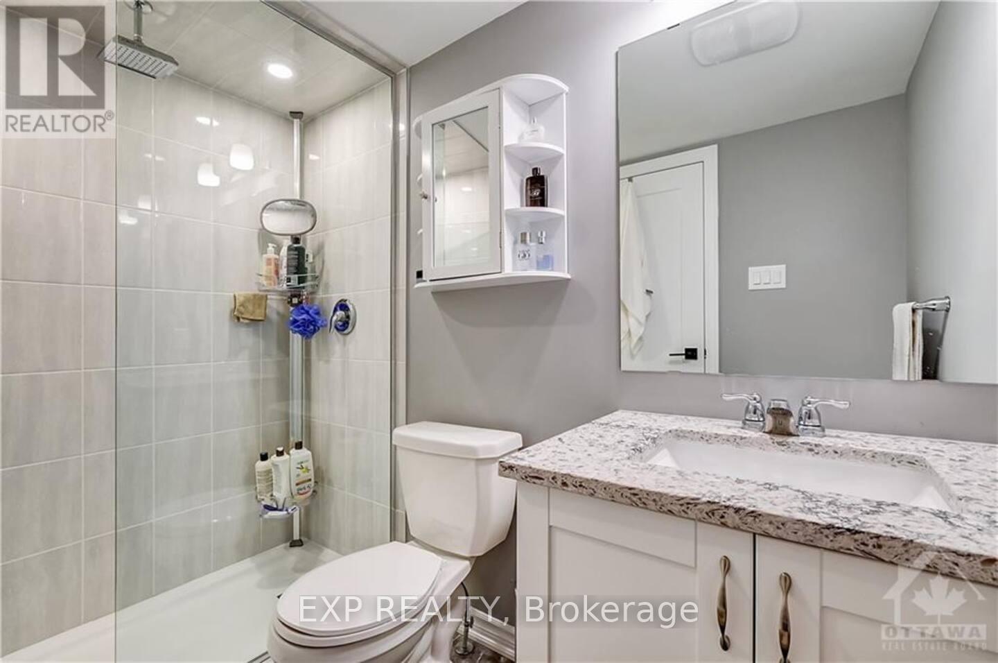 213 Makadewa Private, Ottawa, Ontario  K1K 4Z8 - Photo 7 - X12441319