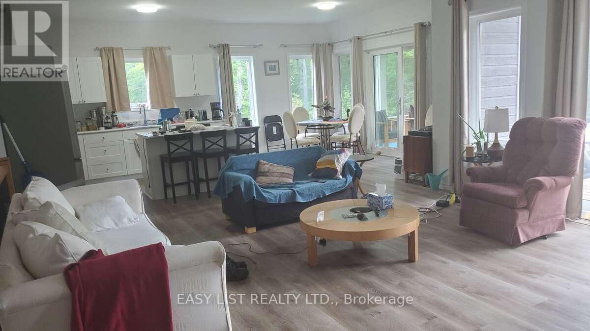 803 Barrett Chute Road, Greater Madawaska, Ontario  K0J 1H0 - Photo 6 - X12441326