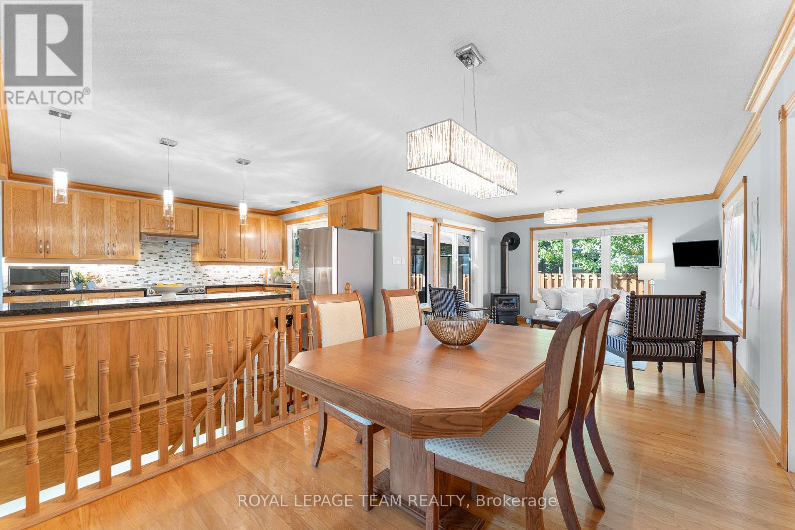1 Stillwater Drive, Ottawa, Ontario  K2H 5J9 - Photo 11 - X12441339